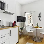 Apartment Modern Cosy Flat In Versailles Versailles