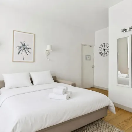 Modern Cosy Flat In *