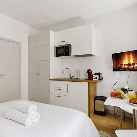 Modern Cosy Flat In 아파트 *